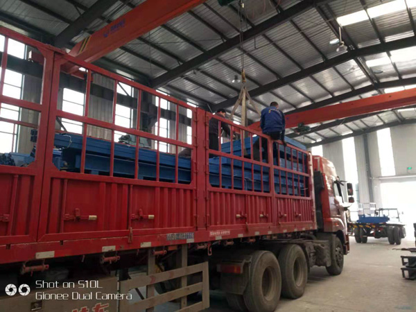 液壓升降平臺(tái) 液壓升降平臺(tái)